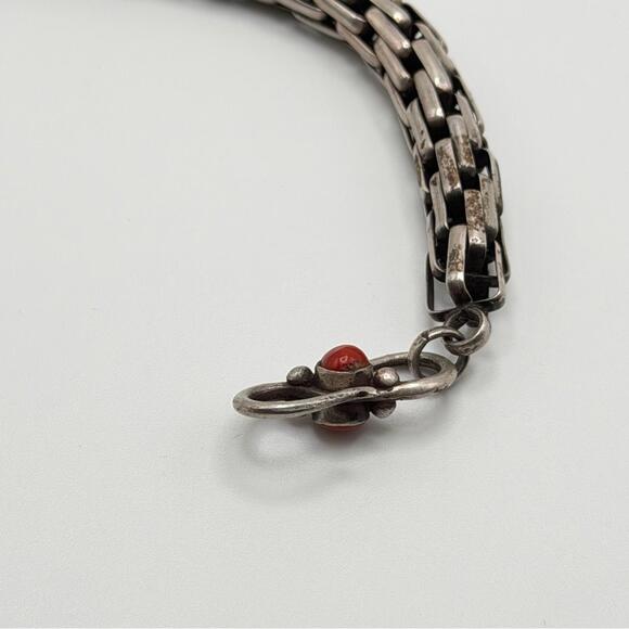 Vintage Tibetan Sterling Silver & Coral Necklace And Bracelet Set - Picture 6 of 10